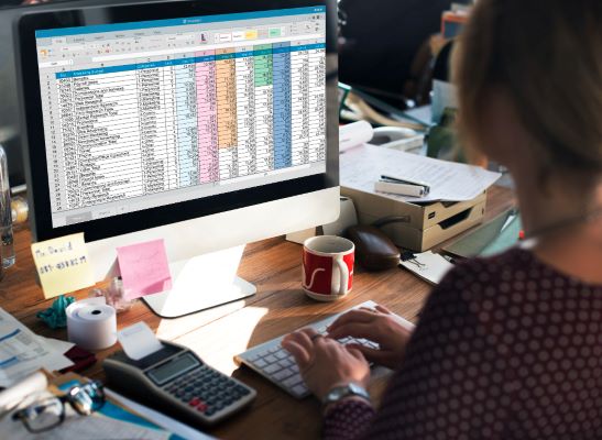 INICIACIÓN AL TRABAJO CON HOJAS DE CÁLCULO